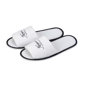 China personalized house slippers supplier