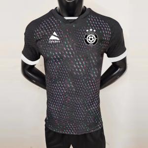 China Adult Children 100% Polyester Football Jerseys Set Custom Soccer Uniforms OEM/ODM supplier