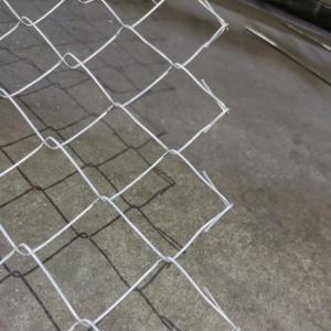 China Height 1.8m Chain Link Fence 60X60 1.8X25m Chain Link Fence secure Chain Link Fence supplier