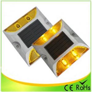 China IP68 Aluminum Reflective Solar road marker supplier