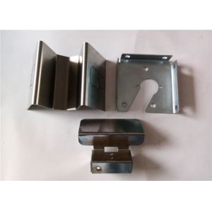 China O CNC durável do costume fez à máquina serviços do ferro das peças/os de alumínio da soldadura e da perfuração supplier