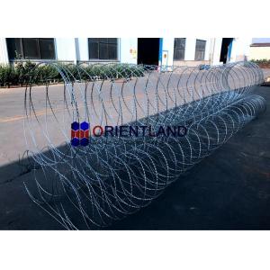 Long Triple Coil Concertina Wire Fencing , Pyramid Razor Blade Wire Fence