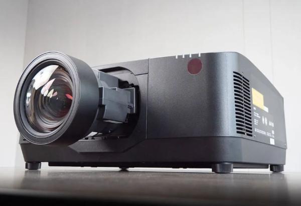 20000 Lumen 4K Laser 3LCD Projector High Definition Digital Cinema 3D Built-in 3D Ready Business & Education Hologram Projector