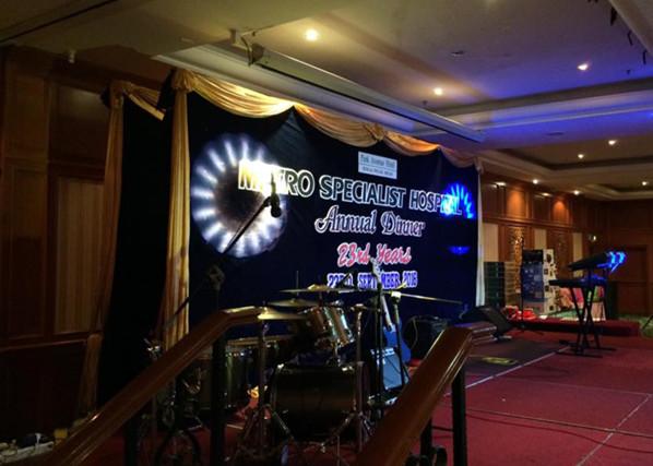 1R1G1B P3.9 Indoor SMD LED Display Full Color Event Use 500*500mm Cabinet