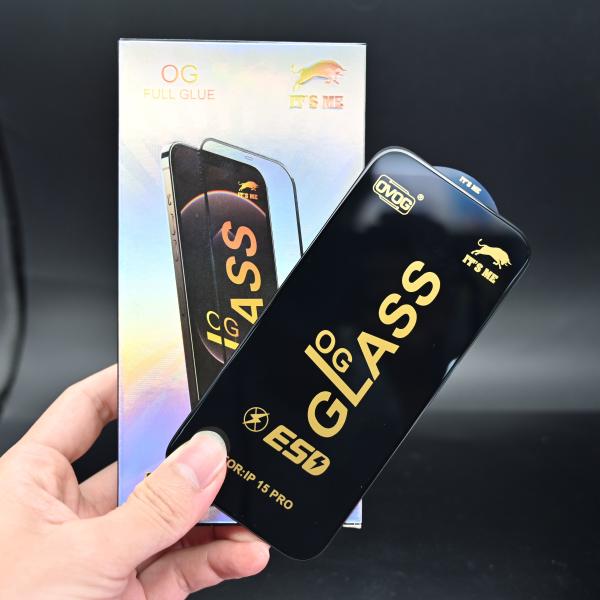 China Tempered Glass Full Glue Glass Screen Protector Large Curve OEM For Iphone 15 wholesale