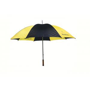 Do guarda-chuva feito sob encomenda mais grande aberto do golfe do tamanho do manual punho de madeira Windproof
