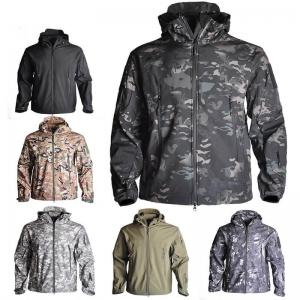 Soft Shell Custom Outdoor Clothing , Mens Tactical Jacket Heat Preservation Thermal Fleece