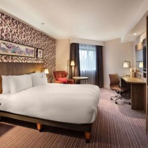 Villa Star Hotel Bedroom Sets Solid Wood Resort Hotel Commercial Furniture