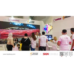 China Outdoor LED Sign Display Module SMD2525 P5 with 8mm Pixel Pitch and 256*128 Resolution wholesale