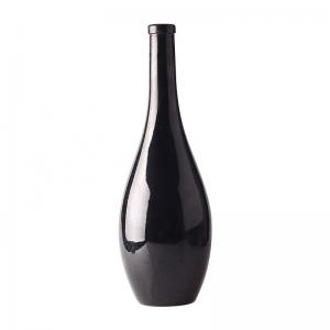 China 750ml Empty Black Bottle With Cork Mouth and Spray Glass Bottle for Vodka Promotion supplier