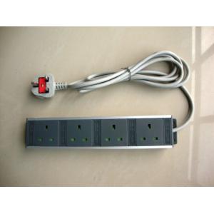 China Black UK 4 Socket Electrical Extension Cord , Rack Mount Power Distribution Unit supplier
