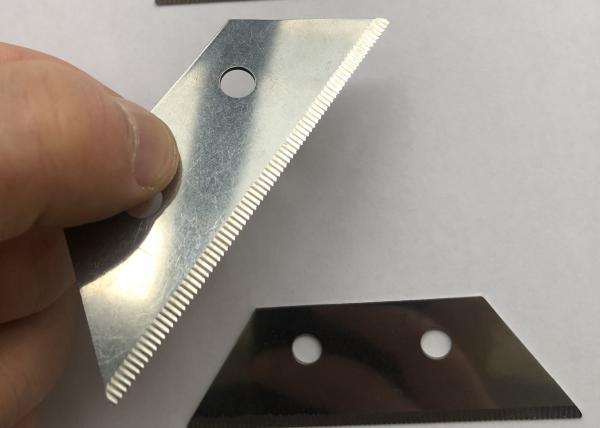 No Glitches 100mm Utility Knife Blades 0.01mm Carpet Cutting