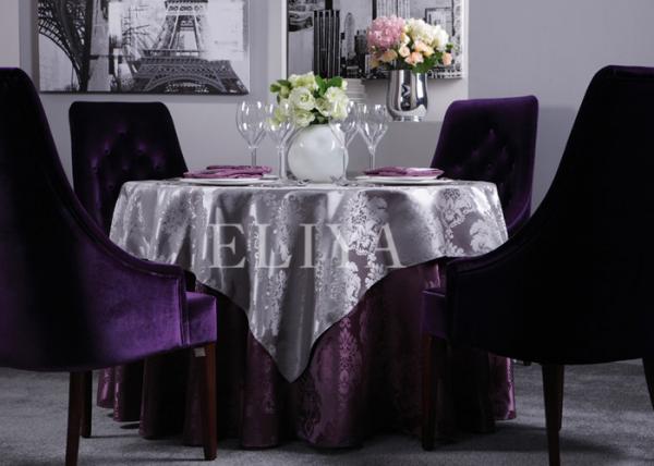 Belle nappe d'hôtel de jacquard de noce avec la taille et la couleur adaptées