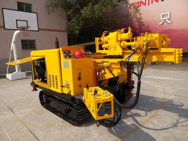 Multi function Hydraulic Drilling Rig Crawler Mounted / Diamond Core Drilling