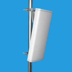 China 806-2700MHz Directional Panel Antenna 10dbi GSM CDMA PCS 3G WLAN Broadband Panel Base Station Antenna supplier