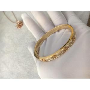 China 18K Yellow Gold Set Luxury Diamond Jewelry With 2 Carats Diamonds NO Gemstone wholesale