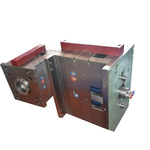 China Moulage par injection des véhicules à moteur médical d'Overmold de PC d'ABS de télémètre radar supplier