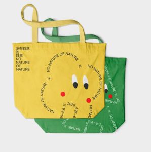 フレキソ/グラビア/オフセット印刷インキ用PTFE変性ポリエチレンワックス粉末は、表面硬度と平滑性を向上させ、ある程度のマット効果があります。