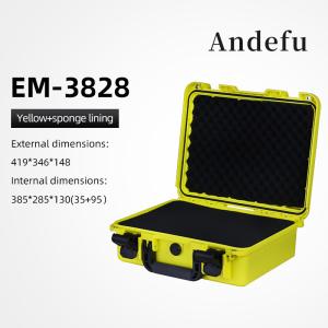 China Caja de herramientas portátil de bloqueo seguro fácil portabilidad caja de almacenamiento de protección a prueba de explosión wholesale