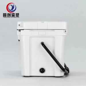 China Roto Molding Tech Fishing Rotomolded Cooler Box with Tie Down Points supplier