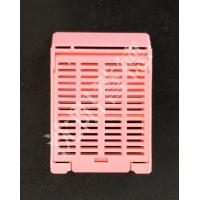 China Pink Tissue Embedding Cassettes Multi Compartments For Hospital Laboratory Consumable on sale