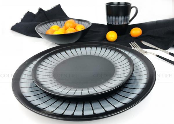 Home Use Ceramic Dinnerware Sets Fashionable Hand Painted Black Color