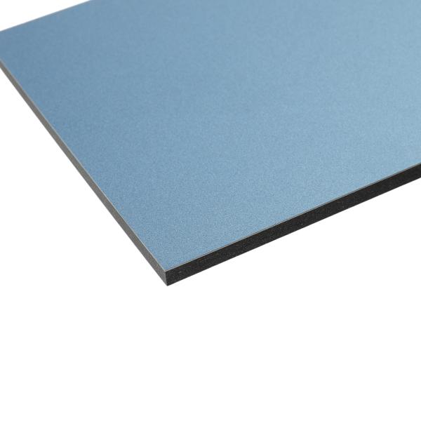 4.5 kg/m2 Panel compuesto de aluminio brillante con dureza superficial ≥ 2H y resistencia al impacto ≥ 6,0 KJ/m2