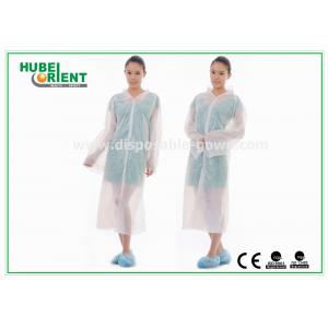 Disposable White Waterproof PE Visitor Coat With Snaps And Long Sleeves for factory use