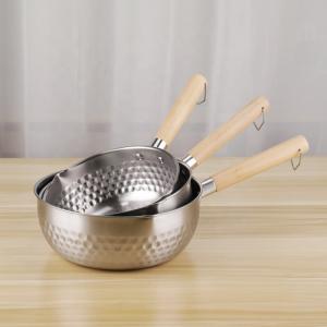 China Non Stick Japanese Sauce Pan Stainless Steel Restaurants Soup Cooking Pot With Wooden Handle supplier
