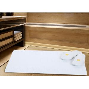 China White Color Modern Hotel Bath Mats For Bathroom Area Microfiber Material wholesale