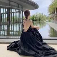 China Women Sexy Low Cut Back Maxi Dress , Halter Neck Summer Maxi Dress on sale