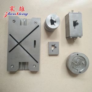 China Customized Plastic Extrusion Mould with Electroplating and Polishing for CNC Machining wholesale