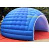 Cúpula inflable de color de 7m X 6m X 4.5m con iluminación interior blanca para salones emergentes