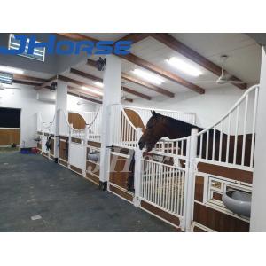 China High Resistant Q195 Horse Stable Fronts European Horse Stall With Steel Tubes supplier