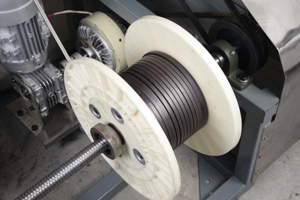 QIPANG wire winding machine Take-up and pay-off reel Rewinding and unwinding plastic spool