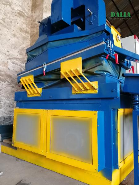 Small Scale Copper Granulator Machine , Copper Cable Granulator No Pollution