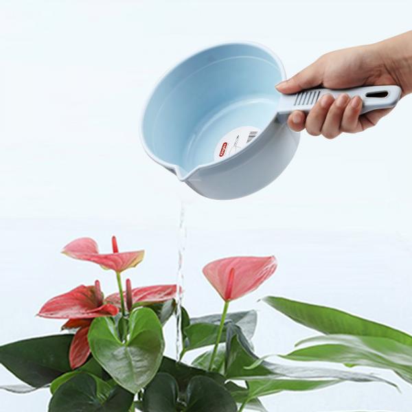 Kitchen Thick 105pcs 9.3cm Plastic Water Ladle