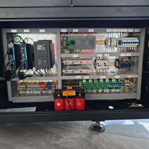 China 2600MM Automation High Speed Circular Saw Machine  Heayy Duty Horizontal Circular Saw ODM wholesale