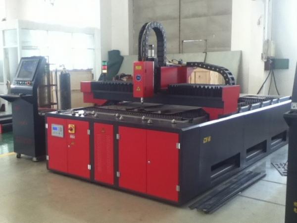 500W 1500 X 3000 CNC Fiber Laser Cutting Machine For Sheet Plate