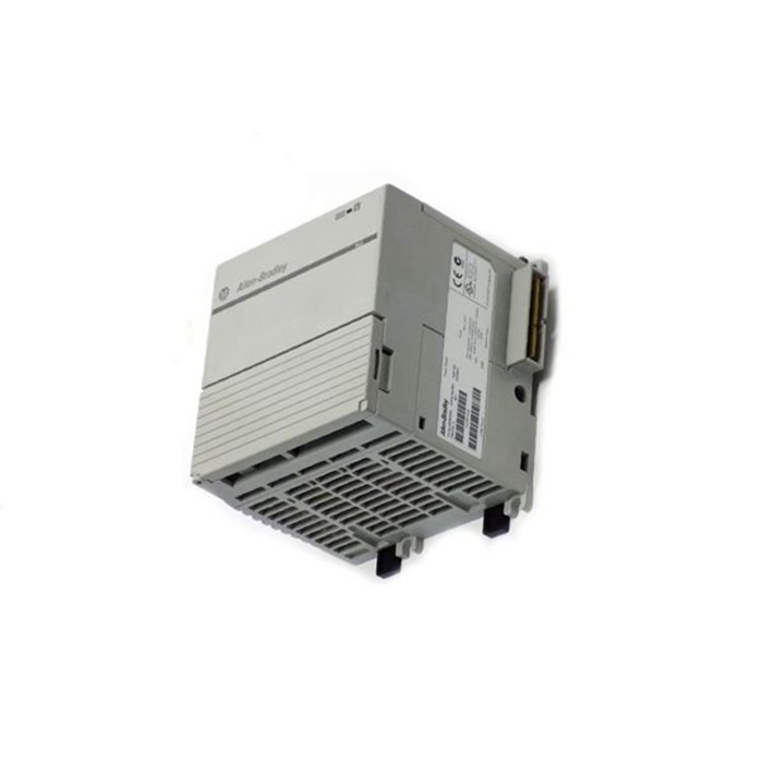 China 1746-IV16 24V courant continu d'entrée 2A 1768-L45S Contrôleur logique programmable par Rockwell Automation supplier