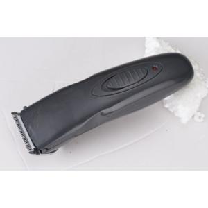 China Black Professional Grade Hair Clippers Portable Hair Clippers For Mens supplier