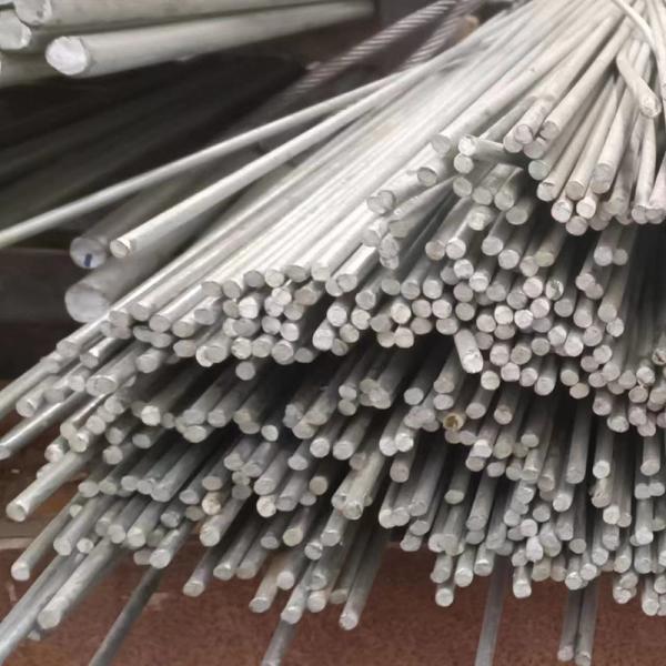 200g - 600g Galvanized Carbon Steel Round Bar Bright Surface Hot Rolled