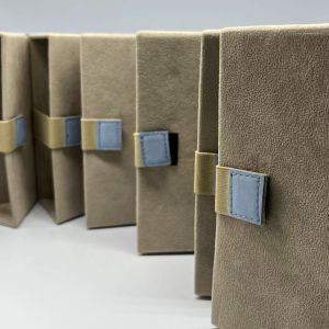 China Multifunctional Foldable Sunglasses Case Portable Multi Color Sunglasses Organizer wholesale