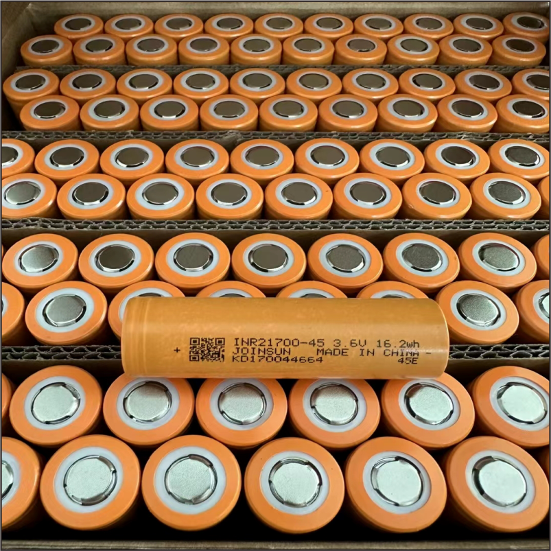 China 21700 lithium battery, 3.7V, capacity 5000mAh, round shape, strong light flashlight, power battery for electric tools wholesale