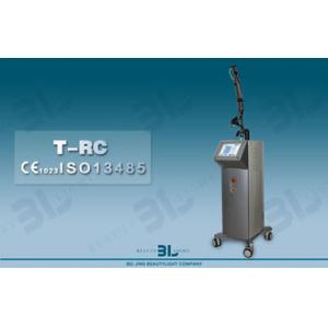 China 10600nm Harmless CO2 Fractional Laser Machine System For Acne Scar Removal supplier