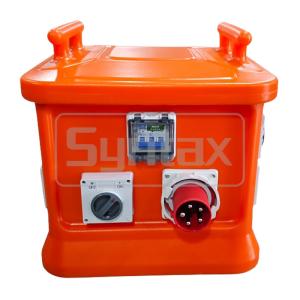 China Sintáctica MK1N 5P 32A Salidas de fase única y 3 Caja de distribución portátil Material PE equipado con enchufe conmutado y RCBOs supplier