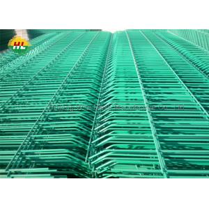China 3000mm 3D Welded Wire Mesh Fence Swallow Post For Greenhouse Plant supplier