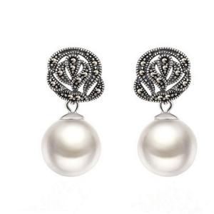 925 Silver Round 12mm White Simulated Shell Pearl Earrings Thai Style Jewellery (E12143)