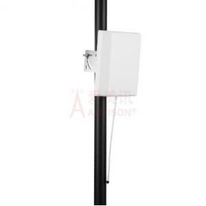 China 1700 - 2700 MHz 10dbi 4G LTE Directional indoor or outdoor Flat Panel Antenna supplier