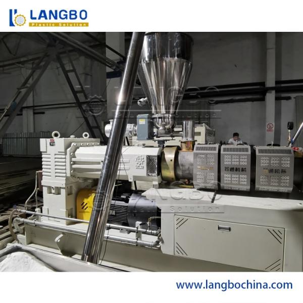 Plastic Machine PVC Water Pipe Making Machines Pipe Extruder with Automatic Control System